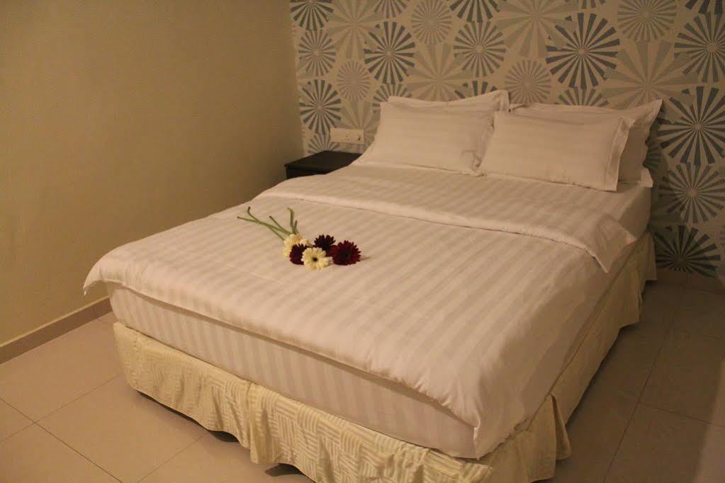 In@Hotel Johor Bahru Esterno foto